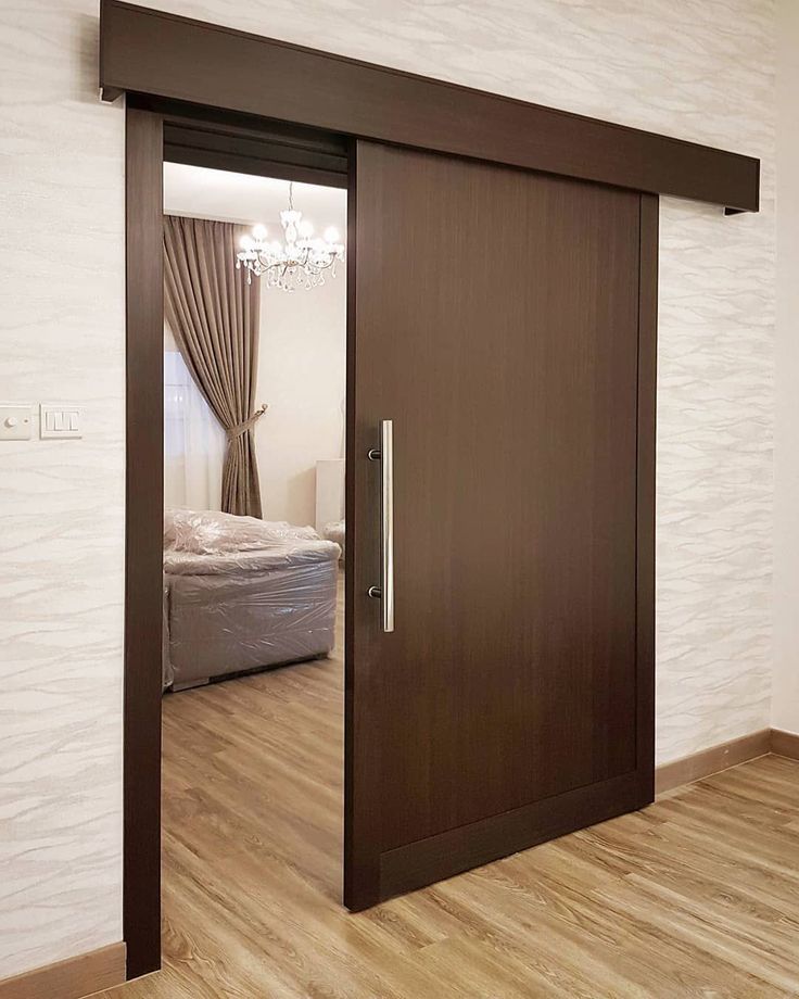 دهان أبواب خشب بجدة